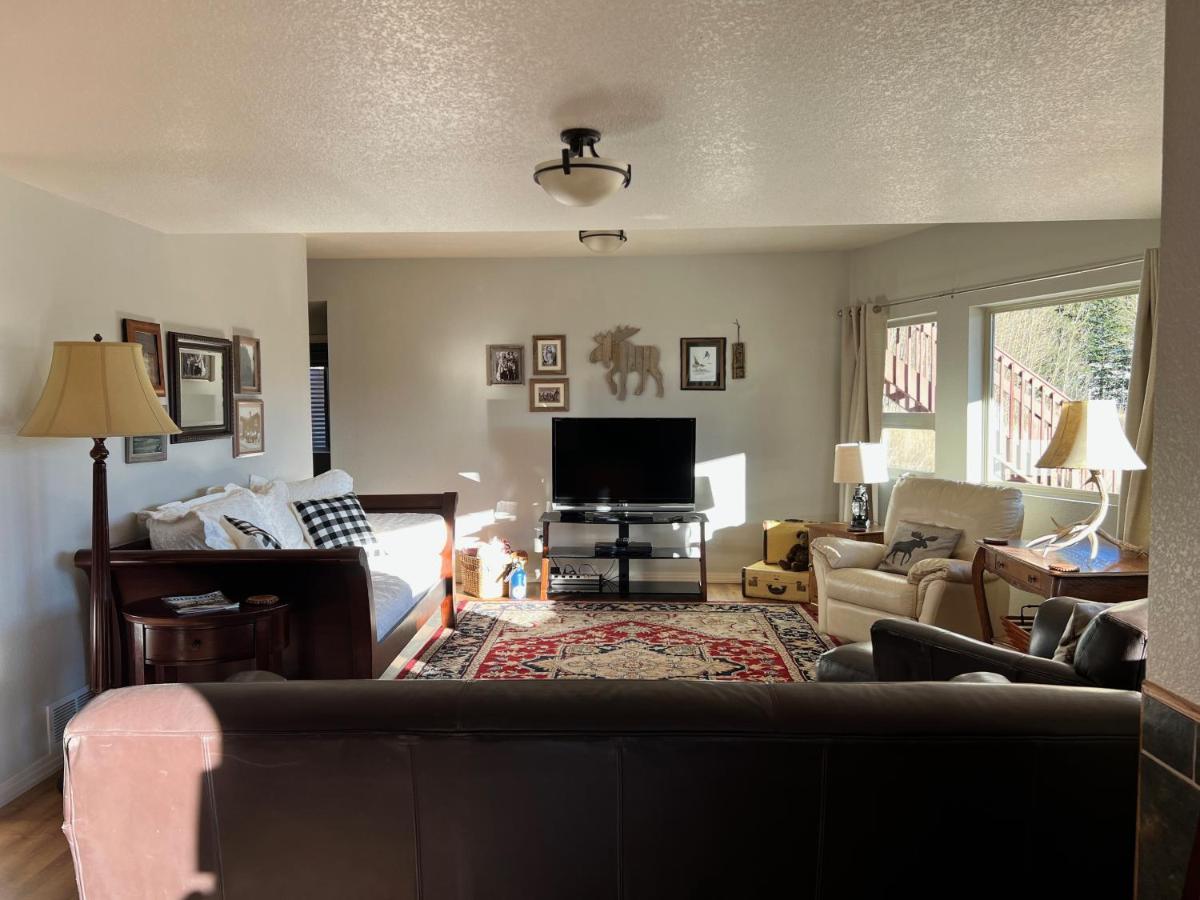 Meandering Moose Apartment Vacation Rental Black Hawk Luaran gambar